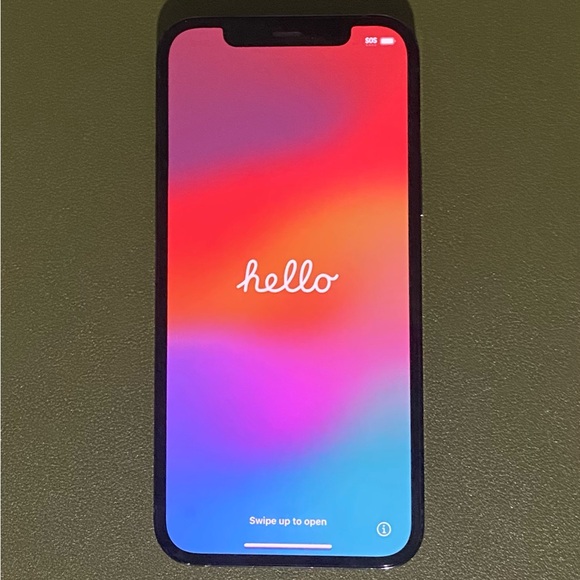 iPhone 12 Pro - Picture 2 of 3